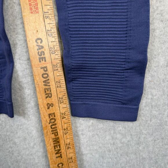 Pink Victoria's Secret Ultimate Women's Medium Blue High Waisted Ankle Leggings - Picture 3 of 6